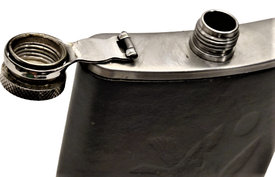 CEPDE TAŞINABİLİR MATARA ÜZERİ AVCI TEMALI DERİ KAPLI KROM CELİK NİKEL STAINLESS STEEL 8 OZ ÇELİK CEP MATARASI