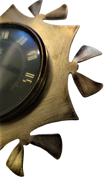 1950 KENARLAR YAPRAK ŞEKLİNDE TASARLANMIŞ PİRİN ÜZERİNE KOYULMUŞ TERMOMETRE 