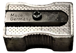 1970 MADE İN GERMANY ORJİNAL  KUTUSUNDA ALİMÜNYUM GÖVDE KURŞUN KALEM KALEMTIRAŞ 