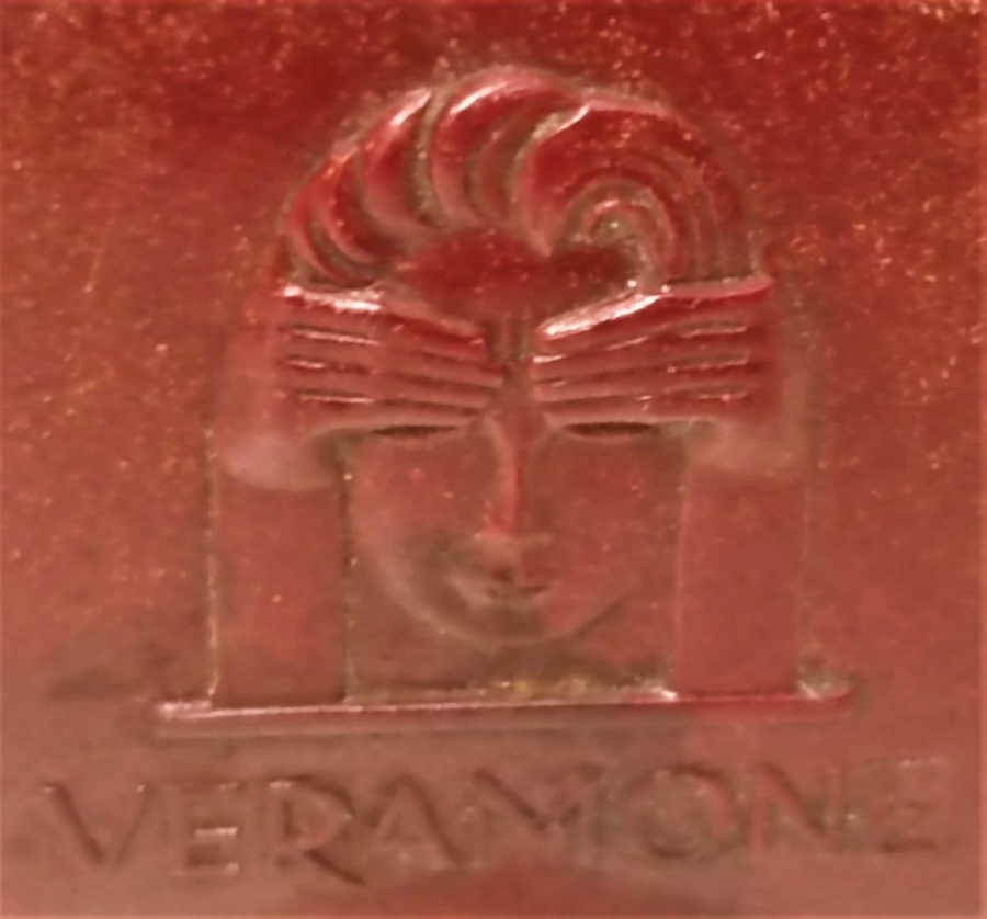 1920 NADİR BAKALİT VERAMONE HAP KUTUSU, SİYAH VE BORDO RENLERDE DÖRT TABLET İÇİN ÖZEL TASARIM