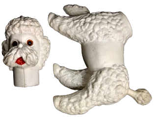 1950 YERLİ ŞİŞME KALIP BEYAZ PILASTİK OYUNCAK FİNO KÖPEK GÖZLER CAM KAFASI DÖNER VE  HAREKETLİ OYNAR CIKAR DÜDÜKLU