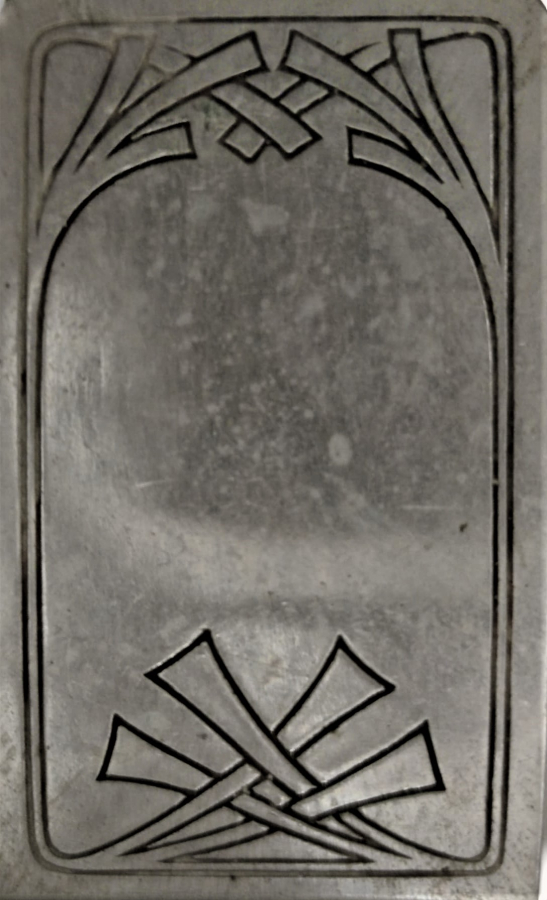 1950 KİBRİTLİK SEHBA UZERİ YUVARLAK KAİDELİ ÜZERİ KALEM İŞ ALPAKA LERDDORE DAMGALI 