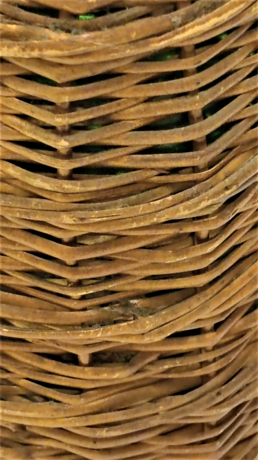 1950 YESİL CAM ŞİŞE ETRAFI EL ÖRGUSU HASIR  ÖRGÜLU SOUK TUTUCU KULPLU SURAHİ