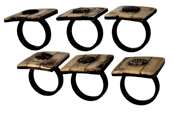 1970 ÖZEL TASARIM KEMİK VE GÜL AGACINDAN EL İŞCİLİK  6 ADET BİLEZİKLİ PECETE SUNUM SERVİS TAKIMI