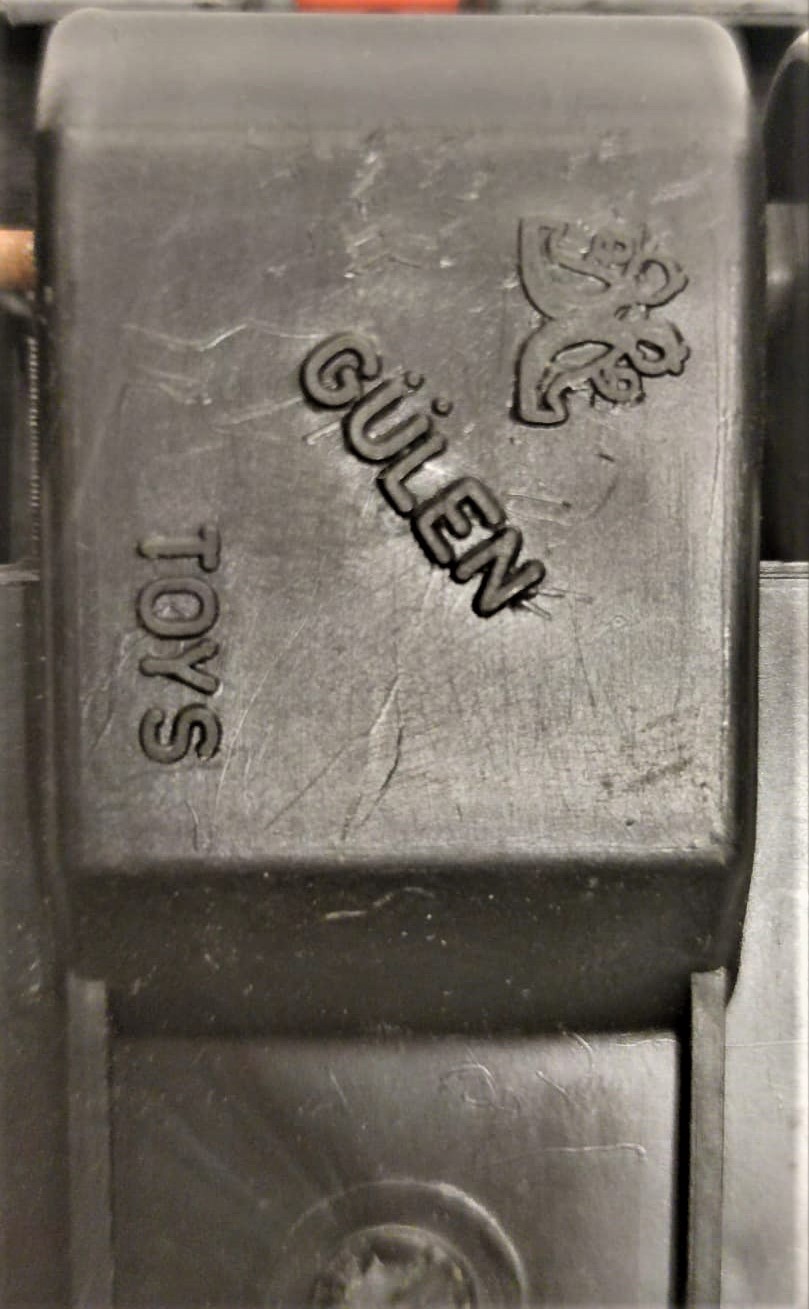 1970 TÜRK MALI YERLİ ÜRETİM GÜLEN TOYS SÜPER KARA ŞİMŞEK SİYAH PLASTİK YARIŞ ARABASI OYUNCAK AMBALAJINDA