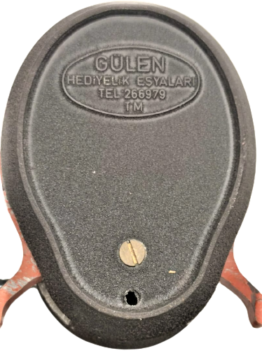 1970 UGUR BÖCEGİ KÜL TABLASI  METAL DÖKÜM KÜLLÜK GÜLEN  HEDİYELİK EŞYALARI İSTANBUL