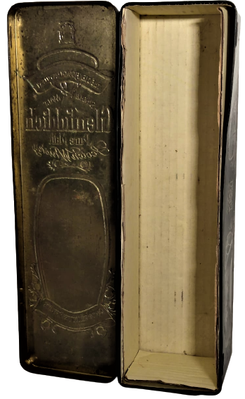 1950 GLENFİDDİCH PURE MALT  SCOTCH WHİSKY TENEKE KAPAKLI 750 ML ETRAFI RESİMLİ İÇERSİ BOŞ KUTU 