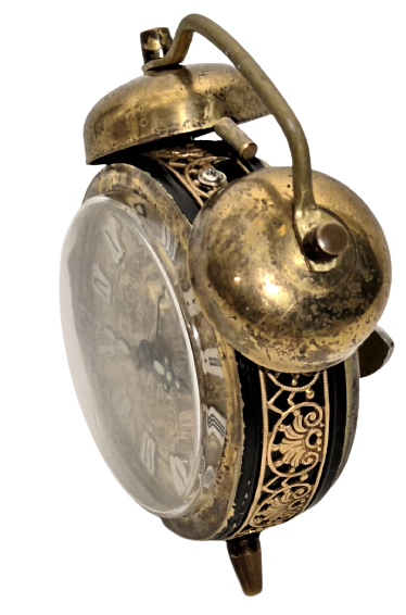 1960 GERMANY PETER SAAT YANLAR DANTELLİ MEKANİK KURMALI ÜSTTEN CİFT VURMALI KAMPANA ZİLLİ AYAKLI YUVARLAK KADRAN  MASA SAATİ