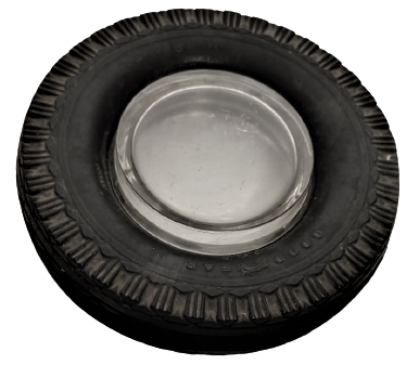 1960 USA GOOD  YEAR KAUCUK ARABA TEKERLEGİ FORMUNDA ORTASI CAM MASA SEHBA ÜZERİ KÜLLÜK 