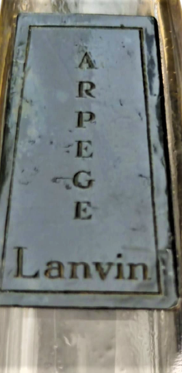 ARPEGE JEANNE LANVİN PARİS 1931 MİNYATUR PARFUM CAM ŞİŞE PRAMİT FORM PORSELEN CUBUKLU KAPAK 10 ML