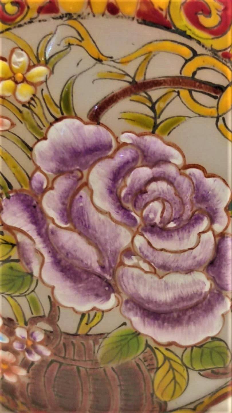  OPALİN ÜZERİ EL İŞLEME HER TARAFI  MİNELİ ÜZERİ  KOMPLE RESİM CERCEVEDE GÜL VAZODA GÜL TEMALI KAPAKLI PARFUM ŞİŞESİ