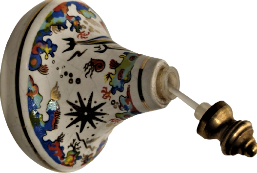 PORSELEN CUBUKLU KAPAK ÜZERİ EL CİZİM DENİZ CANLILARI YUNUSLAR RESMEDİLMİŞ VE EL CEKME ALTIN İŞCİLİKLİ KAPAKLI MİNYATÜR  PARFÜM ŞİŞESİ 