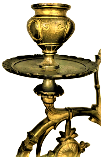 1930 FRANSIZ GOTİK TARZDA TASARLANMIŞ  CİFT PİYANO ŞAMDANI SAG SOL OLARAK BRONZ PİYANO ŞAMDANI CİFT ORTA MUMLU ŞAMDAN