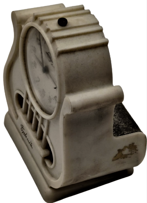 1940 BAKALİT KREM RENKDE KASA RUSYA SSCB CCCP YAPIMI KURMALI MEKANİK VE MÜZİK LATARNALI SAAT