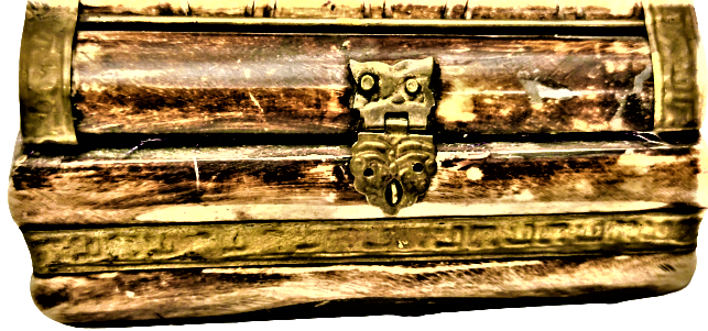 1970 EL YAPIM PARCALI DEVE KEMİGİNDEN YAPILMIŞ KAPAKLI İÇİ KADİFE MUCEVHER SAKLAMA KUTUSU 