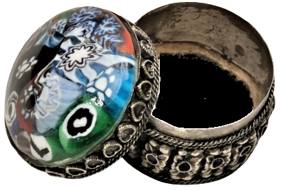 KAPAKLI İLAC SAKLAMA TAŞIMA KUTUSU ÜZERİ TAŞ İŞ METAL ALPAKA KENARLAR KOMPLE İŞLEMELİ