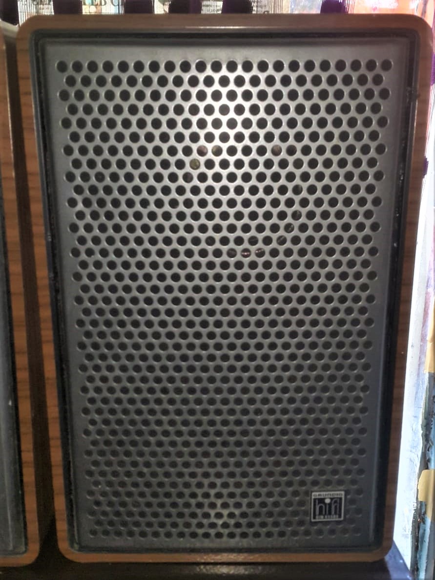 GRUNDIG STUDİO 3010 STEREO DUAL 1225 PİKAP ORJİNAL HÖPÖRLER SİSTEMLİ MÜZİK SETİ RADYO PİKAP TEYP 