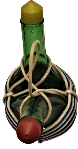 1950 YEŞİL CAM SÖSLUK  ZEYTİNYAG VE LİMON İÇİN MADEIN İTALY  İKİ ADET KAPAKLI SİSE SIRT SIRTA NAYLON İPLE BAGLANMIŞ 