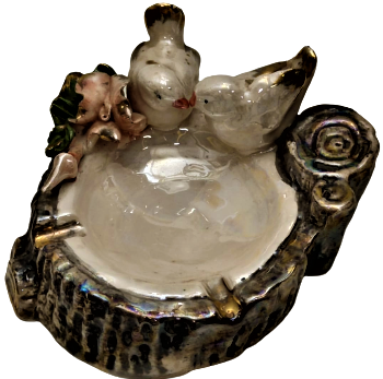 1980 SANATCI GÜL İMZALI TAMAMI EL İŞCİLİKLİ AGAC KUTUGU ÜZERİNDE ÖPÜŞEN CİFT KUŞ