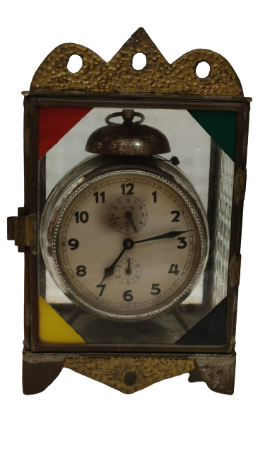 OSMANLI GELİN SAATİ ÖZEL EL YAPIM TENEKE VE CAMDAN YAPILMIŞ  KAPAKLI DOLABİNDA TEK CANLI JUNKERS KURMALI MEKANİK SAATİYLE 