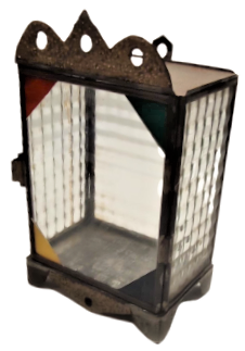 OSMANLI GELİN SAATİ ÖZEL EL YAPIM TENEKE VE CAMDAN YAPILMIŞ  KAPAKLI DOLABİNDA TEK CANLI JUNKERS KURMALI MEKANİK SAATİYLE 