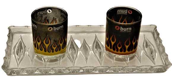 1950 FRANSIZ  BİLLÜR CAMDAN YAPILMIŞ DAMLA DESENLİ CAM TEPSİ DAVETLERDE SUNUM İKRAM İCİN KULLANILAN SADECE TEPSİ GÖNDERİLECEKTİR