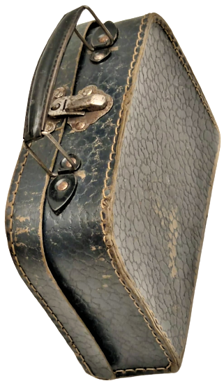 İLKOKUL  LACİVERT KARTON KENARLAR DİKİŞLİ BESLENME CANTASI TAŞIMA KULPLU TEK KİLİTLİ