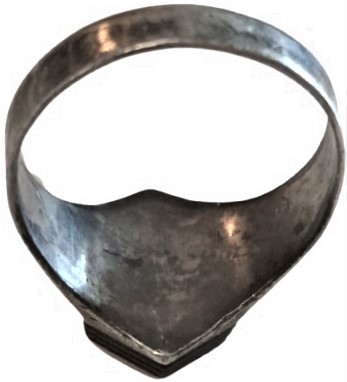 OSMANLI NADİR GÜMÜŞ TAMAMI EL İŞCİLİK YAPIMI  ÜC KATLI  COK FARKLI BİR USTALIK CALIŞMASI ALTI KÖŞELİ  YÜZÜK