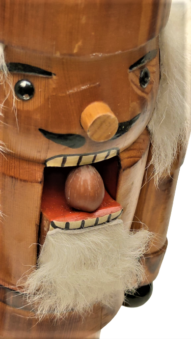 SAKALLI BEYAZ SACLI ŞAPKALI İNGİLİZ LORDU FINDIKKIRAN AHŞAP TAMAMI EL YAPIMI  34 CM BOYUNDA SORUNSUZ