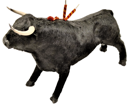 İSPANYADA BOGA GÜREŞLERİNDE ARENEDA MATODORLA GÜREŞEN GÜREŞCİ BOGA 