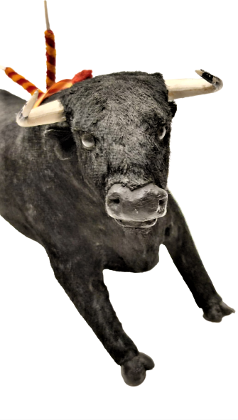 İSPANYADA BOGA GÜREŞLERİNDE ARENEDA MATODORLA GÜREŞEN GÜREŞCİ BOGA 