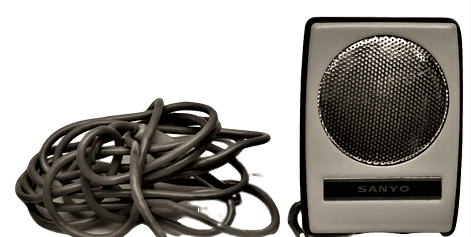 1950 SANYO JAPAN DİNAMIC MİKROFON ORJİNAL CANTASINDA JAK KABLOLU