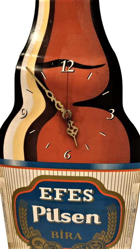 EFES PİLSEN ŞİŞESİ ŞEKLİNDE KARTONDAN BİRA REKLAMLI QUARZT DUVAR ZAMAN SAATİ