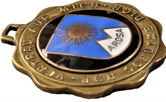 ST.BERNHARD KOPEK  VE BAKICISI TEMALI SICAK MİNELİ BRONZ MADALYA 4 CM CAPINDA