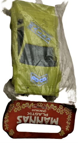 MANNAS RALLY 88 PLASTİK YERLİ MALI OYUNCAK YARIŞ ARABASI SARI RENKDE ORJİNAL KENDİ AMBALAJINDAI