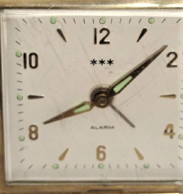 1950 SEYEHAT BAŞUCU SAATİ KURMALI MEKANİK FOSFORLU KADRAN ALMAN MALI KUTU DIŞI KAHVERENGİ DERİ KAPLAMA