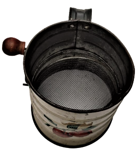 1920 TENEKE ÜZERİ KİRAZ DESENLİ MEKANİK AHSAP EL İLE CEVİRME KOLU KURU GIDA YEMİŞ ELEME APARATI