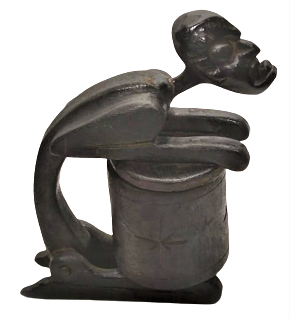 1960 AHŞAP EL YAPIMI NÖBETCİ KÖLE KUTUNUN İÇERSİNDEKİLERİ KORUYAN KOLLAYAN  KAPAGI KAPATAN TEMALI KÖLE AFRİKALI FİGÜR