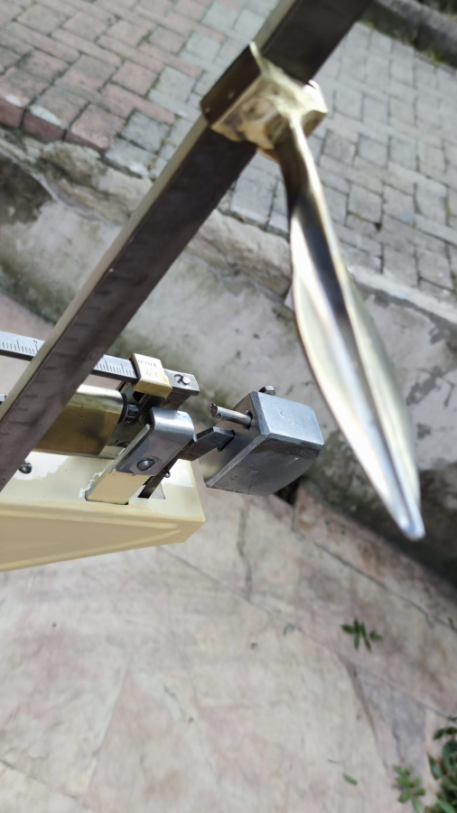 1940 YERLİ ECZANE BASKUL TARTI BOY ÖLCEK TERAZİ SERİ NUMARALI HÜRAY MARKA METAL MEKANİK ANALOK İNSAN BOY ÖLCER VE KİLOSUNU TARTAR 