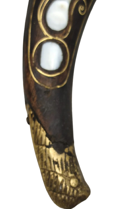 1980 ANTEP İŞİ  ÜZERİ SEDEF İŞLEME PİRİNC TEL CAKMALI VE KABZA VE UC KISIMLARI PİRİNC  KINLI KAMA