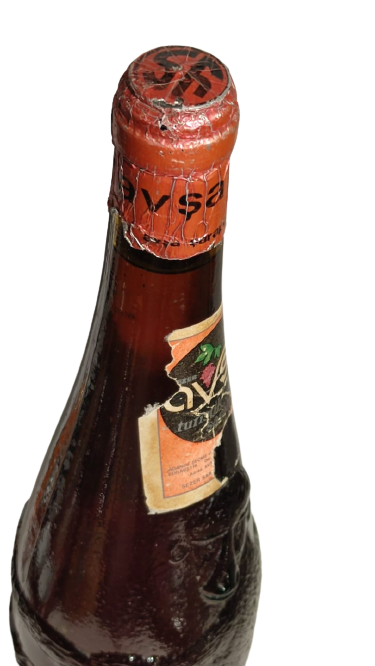 1960 DOLU  70 LİK MANTAR TIPALI KAPAGI ACILMAMIŞ AVSA  ŞEMPANZE ŞARAP ŞİŞE ÜZERİNE SARILMIŞ KABARTMA ŞEMPAZE