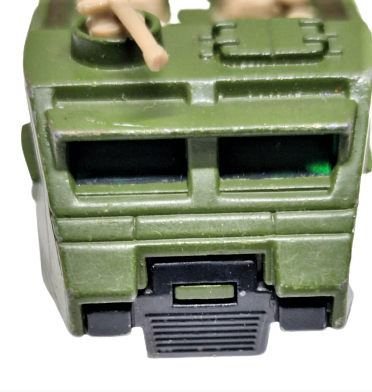 MATCHBOX SUPERFAST PERSONNEL CARRIER MADE IN ENGLAND LESNEY PRODUCTS 1976   NO 54   KOLEKSİYONLUK OYUNCAK YESİL RENKDE ASKERİ CIKARTMA  KAMYONU 7.5 X 3 CM DEN OLUŞMAKTADIR.
