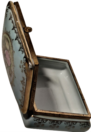 1950 FRANSIZ DAMGALI PORSELEN KAPAKLI MUCEVHER KUTUSU ÜZERİ İMZALI RESİMLİ  PRENS PRENSES FİGÜRLU