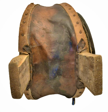 OSMANLI USTA EL YAPIM ORTA BOYDA AHŞAP KASALI DERİ KAPLI MEKANİK AYAKLA KULLANILAN DEMİRCİ KALAYCI ATEŞ HARLAMA KÖRÜGÜ