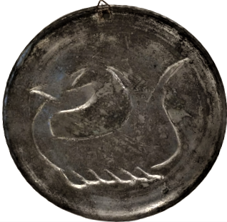 YILANLARIN ŞAHI ŞAHMERAN CİFT BAŞLI TACLI BAKIR ÜZERİNE TAMAMI EL YAPIMI KALAYLANMIŞ BOMBELİ TABAK