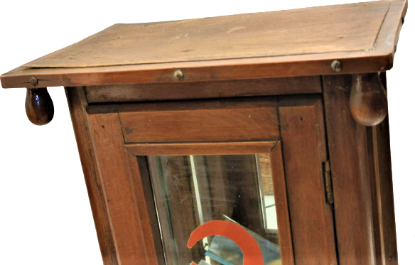 OSMANLI ECZA DOLABI EL YAPIM ON CAMINDA HİLAL KOMPLE MASİF İCİ AYNALI ÜC TARAFI CAMLI İCERSİNDE İKİ CAM RAF KAPISI METAL MANDALLI