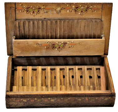 HAPISHANE İŞİ EL KÖK BOYAMA EL YAPIM USTA İŞİ SIGARA İKRAM KAPAKLI İCERSİ HAREKETLİ AHŞAP SUNUM KUTUSU 40 DAL SİGARA KOYMA