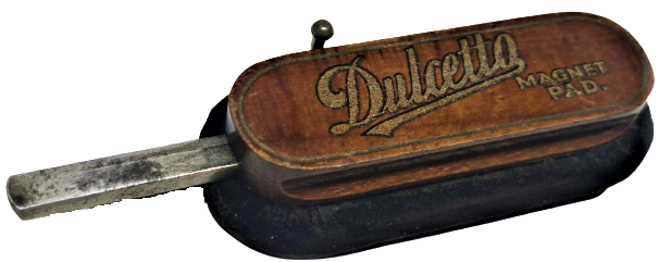 1940 DULCETTO MAGNET PAD NADİR 78 DEVİR GRAMOFON TAŞ PLAK TEMİZLEYİCİ  MANİVELALI MIKNATISLI 