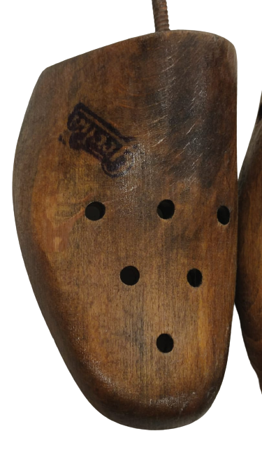 1950 GECHA AHŞAP CİFT METAL BURGU VİDALAMA AYARLI MARKALI BOT VE AYAKKABI KALIBI 