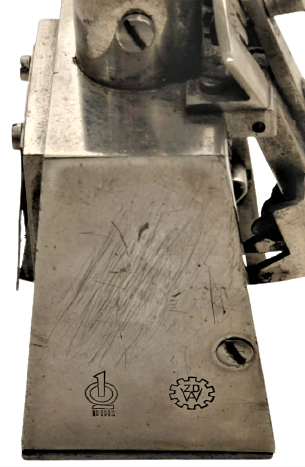 1950 REINER BGK NUMARATÖR MEKANİK SIRALI ALTI RAKKAMLI BASKI KABİLİYETLİ PİRİNC KROM KAPLAMA MEKANİZMALI BAKALIT SİYAH TUTMA YERLİ